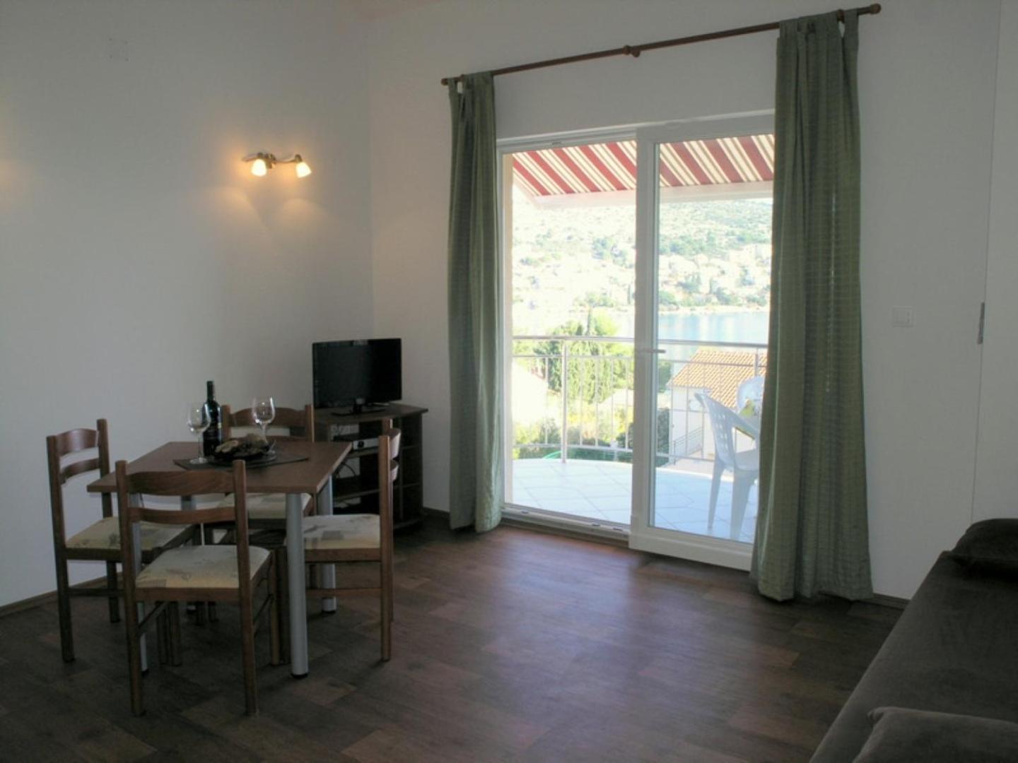 Apartments Aurelius - Relaxing With Gorgeous View Трогир Экстерьер фото