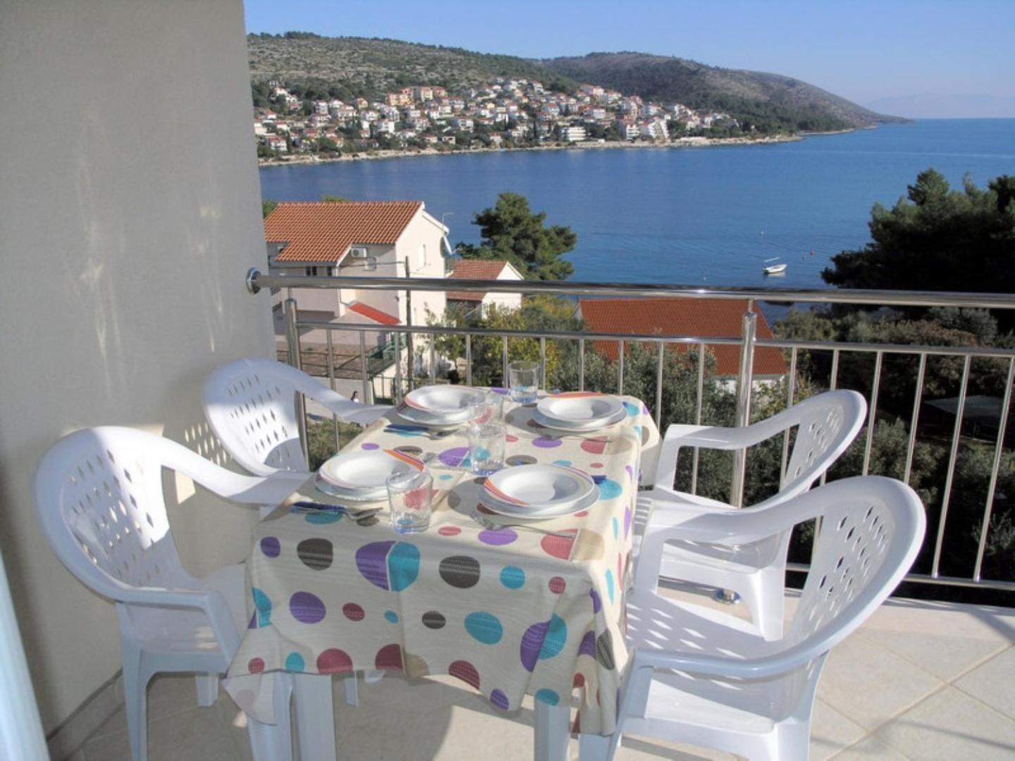 Apartments Aurelius - Relaxing With Gorgeous View Трогир Экстерьер фото